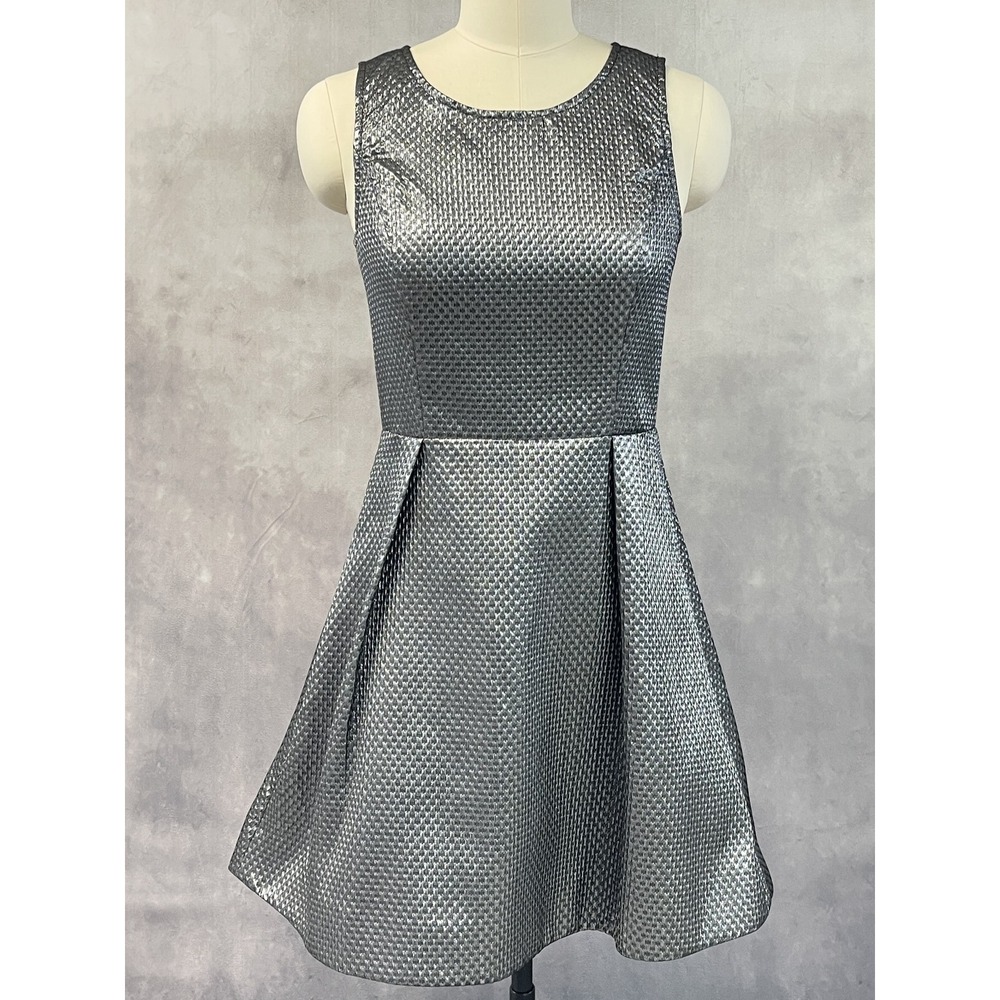 Frenchi Metallic Fit Flare Dress Size 5 Silver Shiny Structure Disco Party Cyber